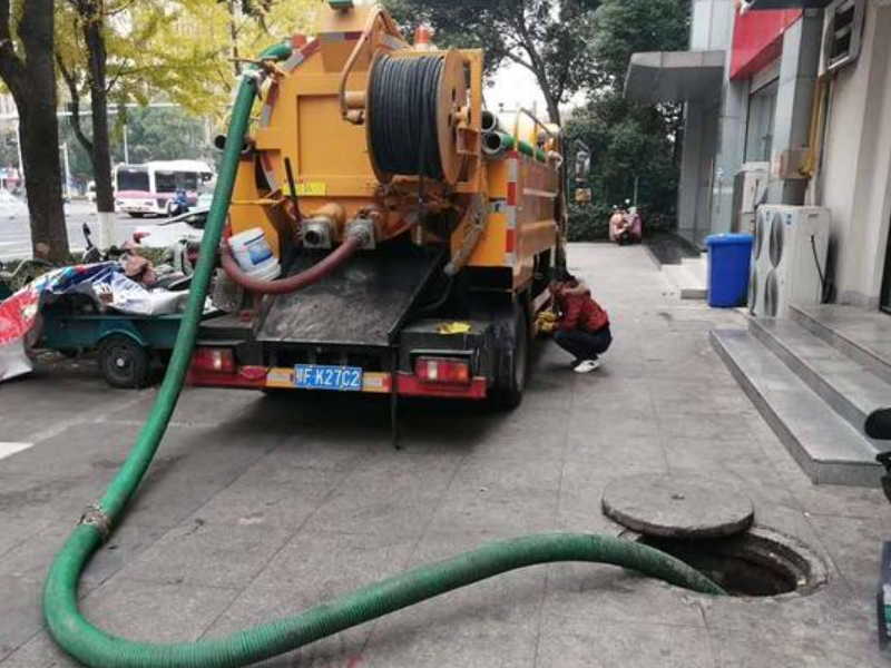 河西新区清理隔油池