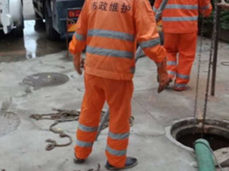 河西区陈塘庄疏通下水道——单位商场工地抽粪吸污