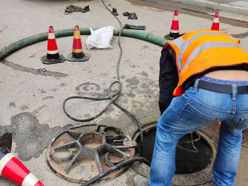河西区管道疏通 疏通厕所蹲坑坐便器 下水道菜池疏通