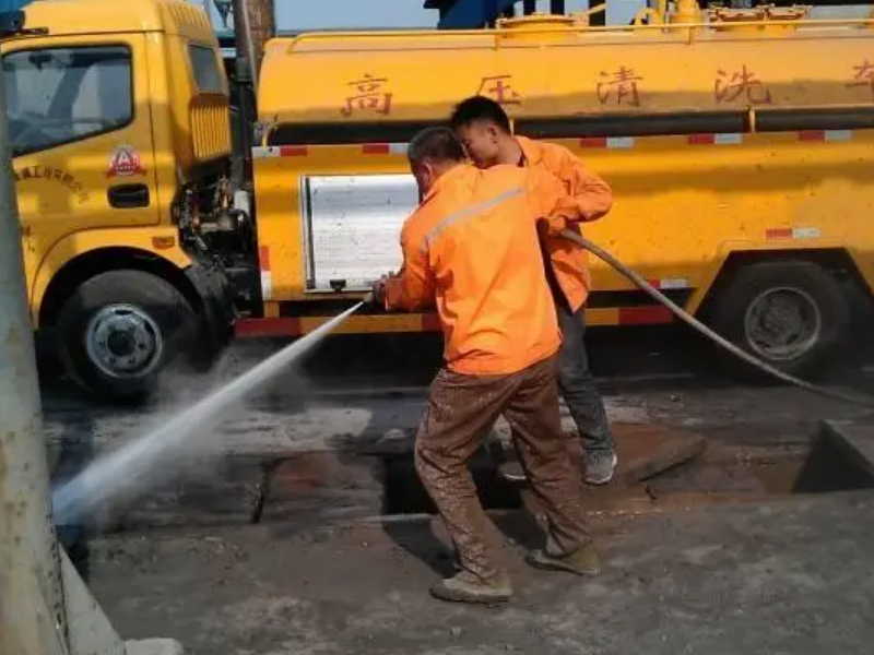 河西管道疏通、疏通马桶、维修马桶漏水、修上下水管