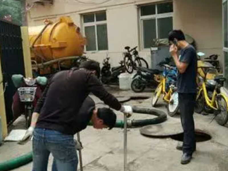 河西通下水，通马桶通地漏，拆装马桶换水箱配件，抽粪